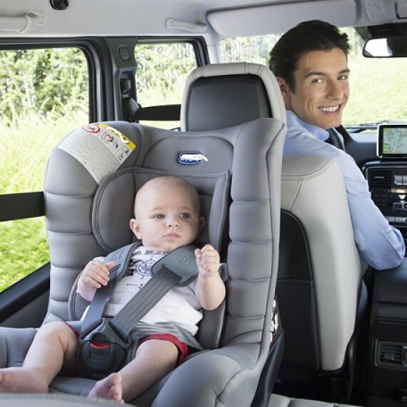 Cách chọn ghế ngồi ô tô cho bé phù hợp