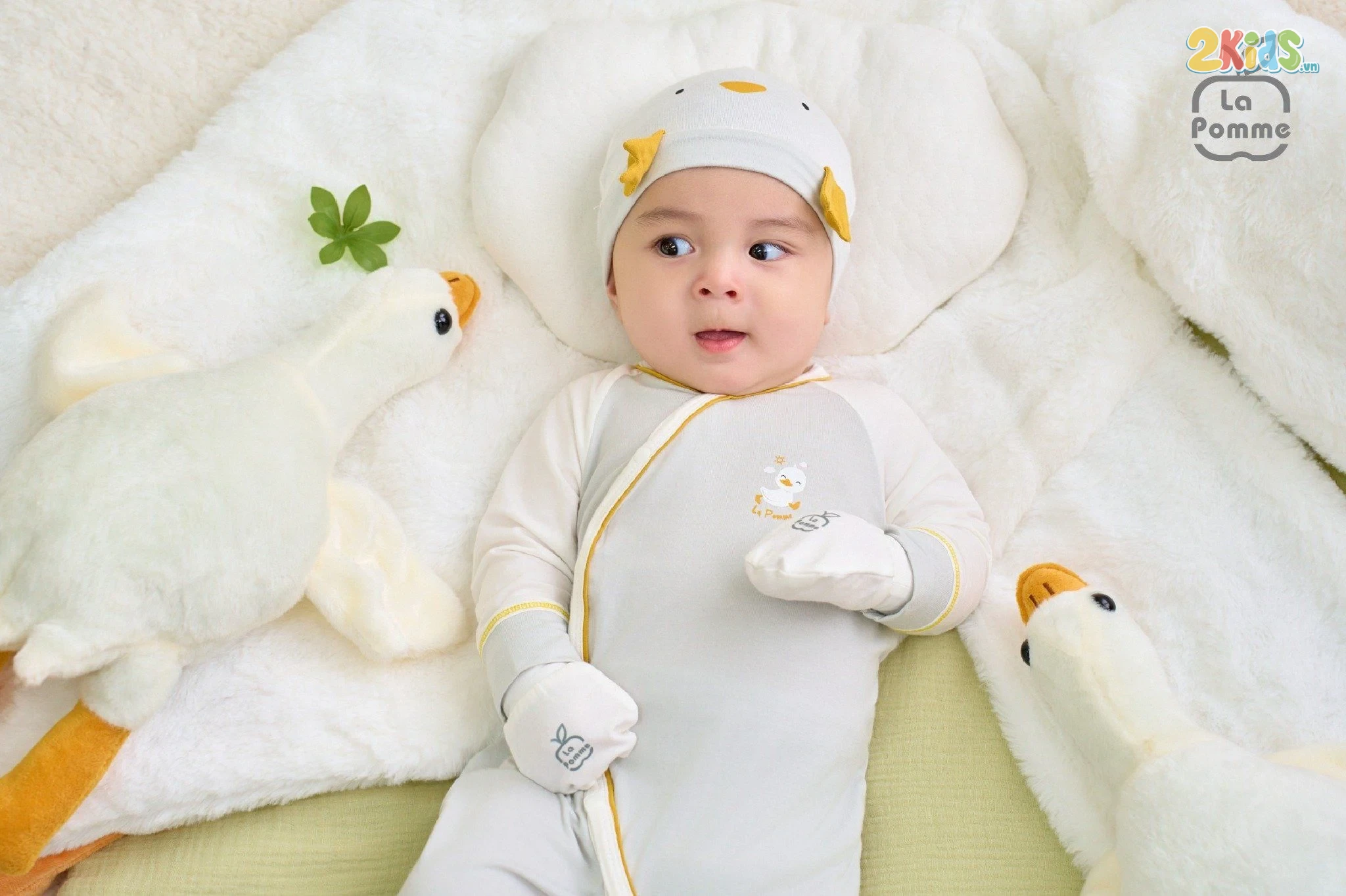 Bộ body sơ sinh La Pomme dài tay ngỗng con