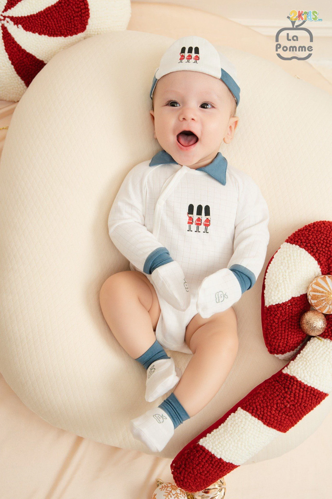 Bộ bodysuit sơ sinh La Pomme kèm quần chú lính chì