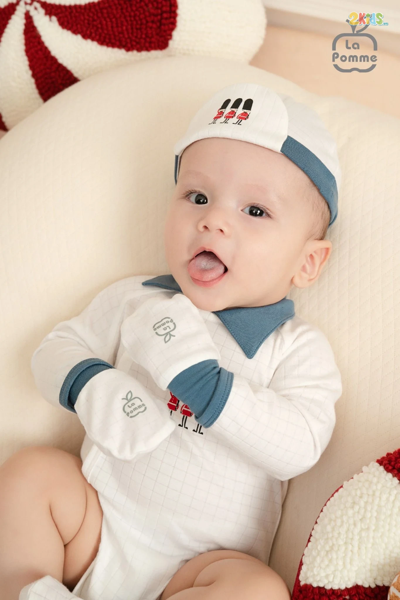 Bộ bodysuit sơ sinh La Pomme kèm quần chú lính chì