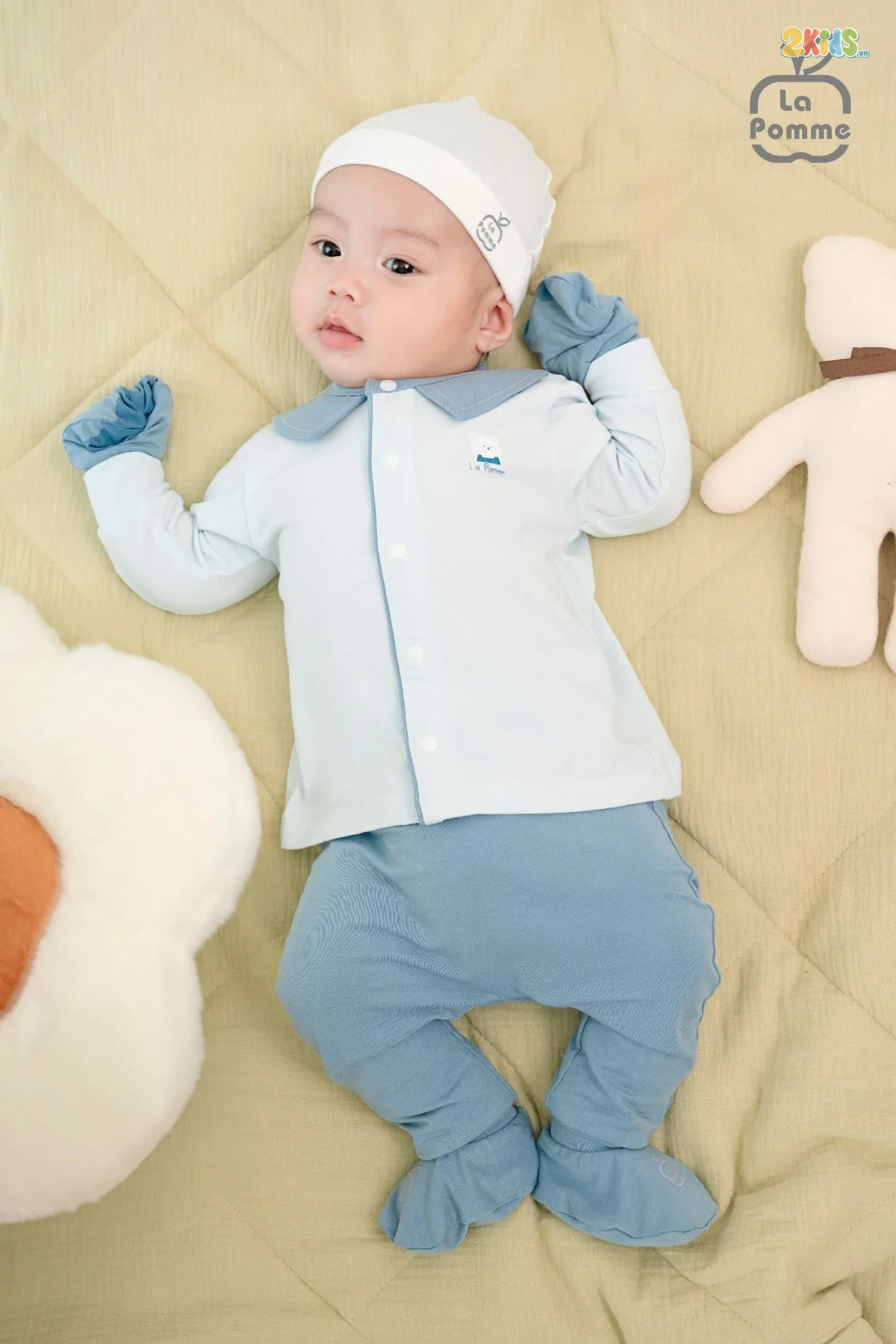 Bộ quần áo sơ sinh La Pomme dài tay cúc giữa cổ Peter Pan