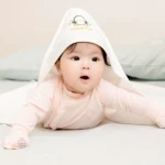 Bộ quần áo sơ sinh La Pomme dài tay cúc giữa Dreamy Baby