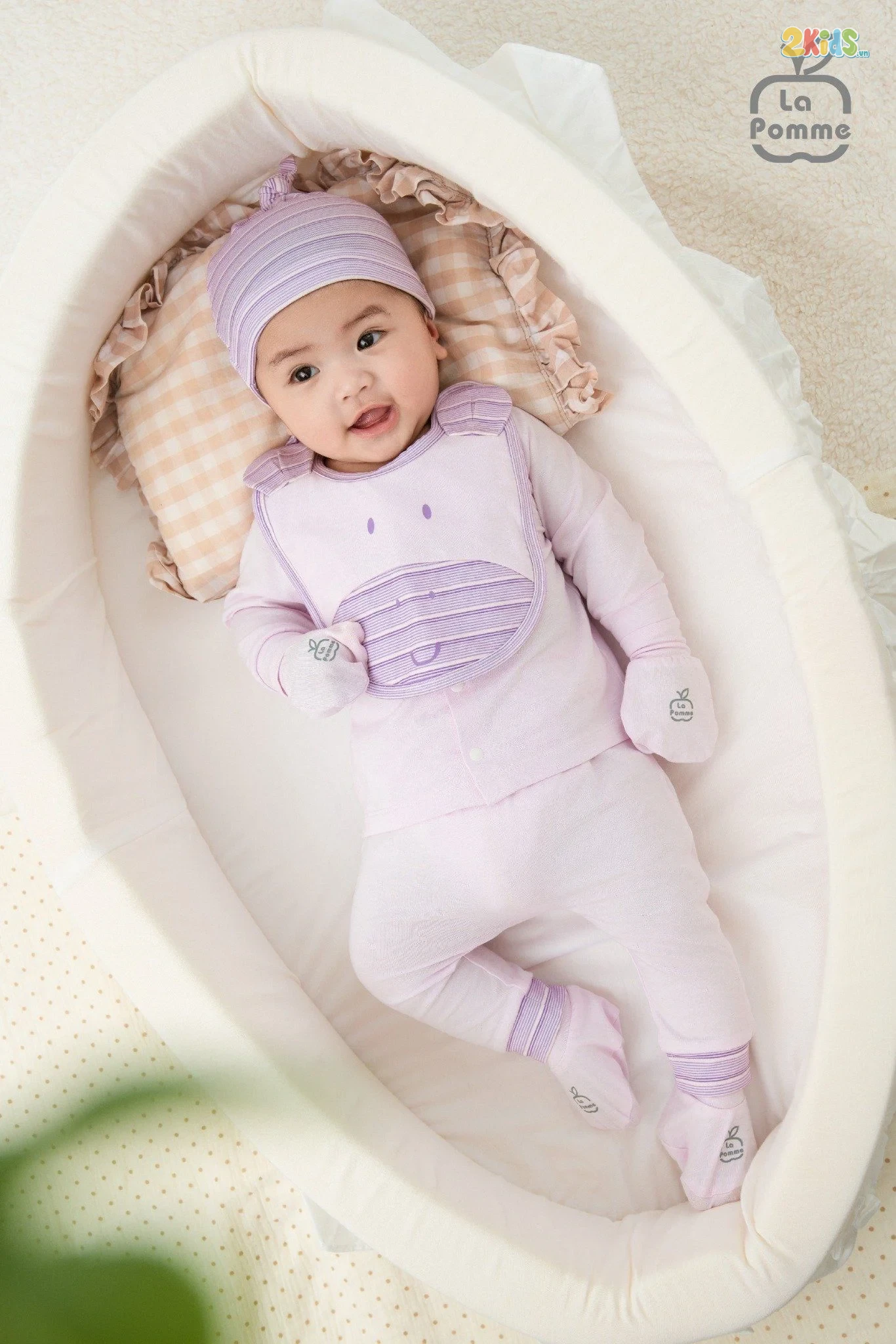 Bộ quần áo sơ sinh La Pomme dài tay cúc giữa phối viền