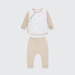 Bộ quần áo sơ sinh La Pomme dài tay cúc lệch họa tiết bé xinh