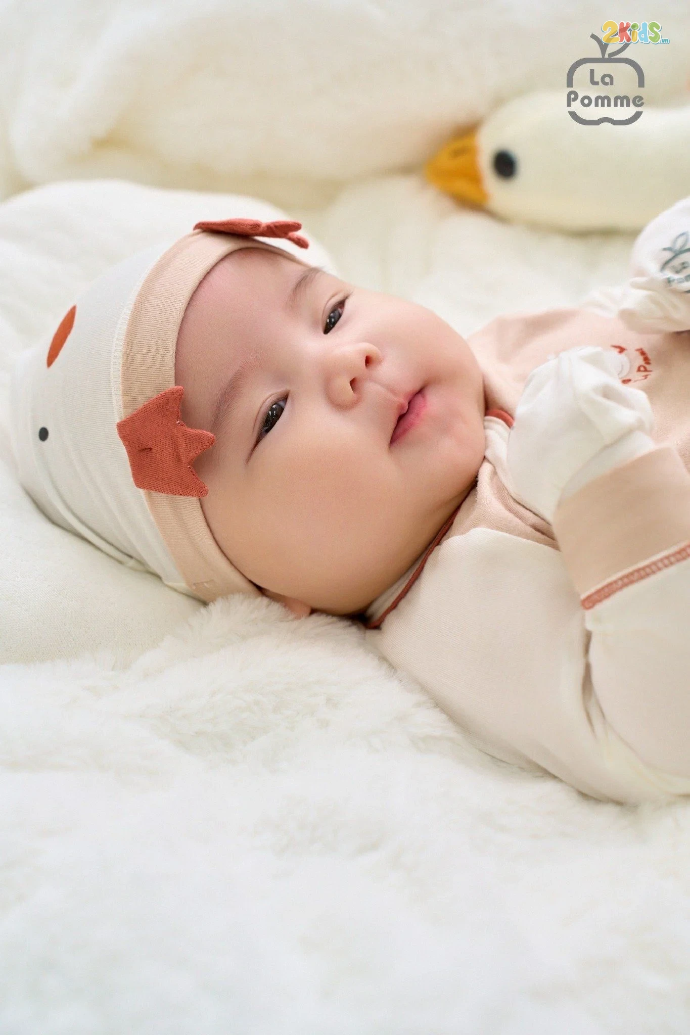 Bộ quần áo sơ sinh La Pomme dài tay cúc lệch ngỗng con