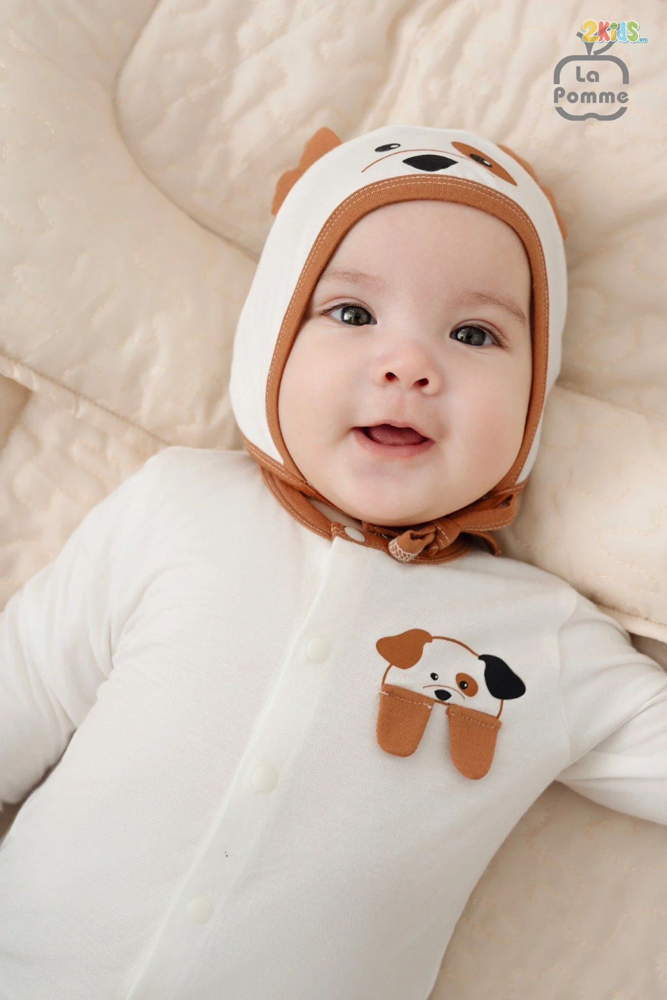 Bộ quần áo sơ sinh La Pomme dài tay cúc thẳng chó đốm