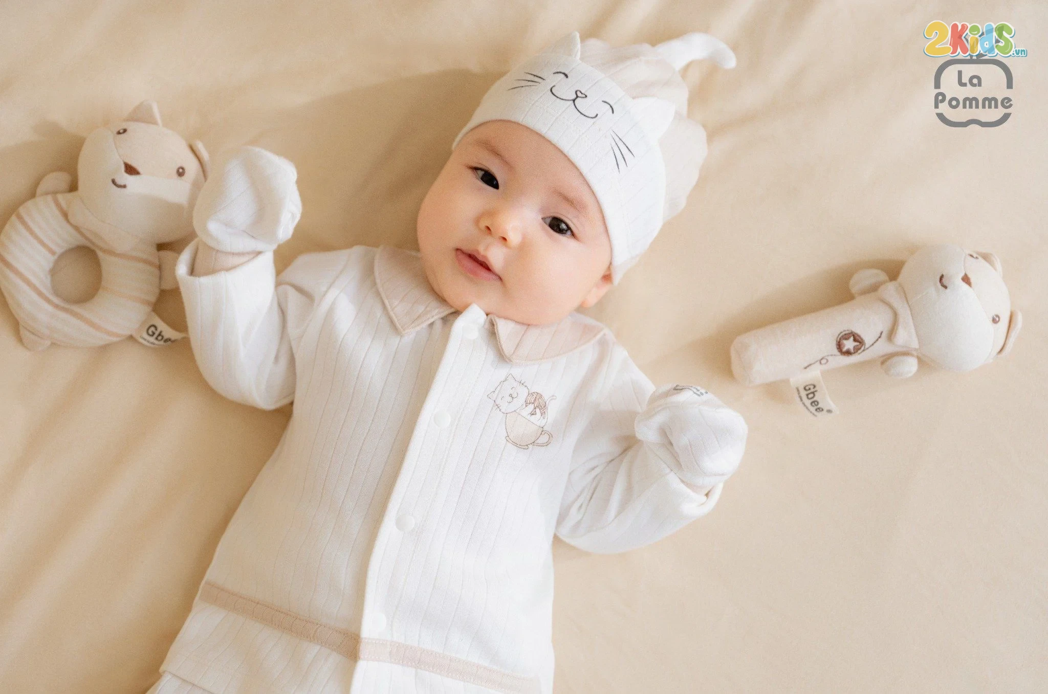 Bộ quần áo sơ sinh La Pomme dài tay mèo con trắng phối màu