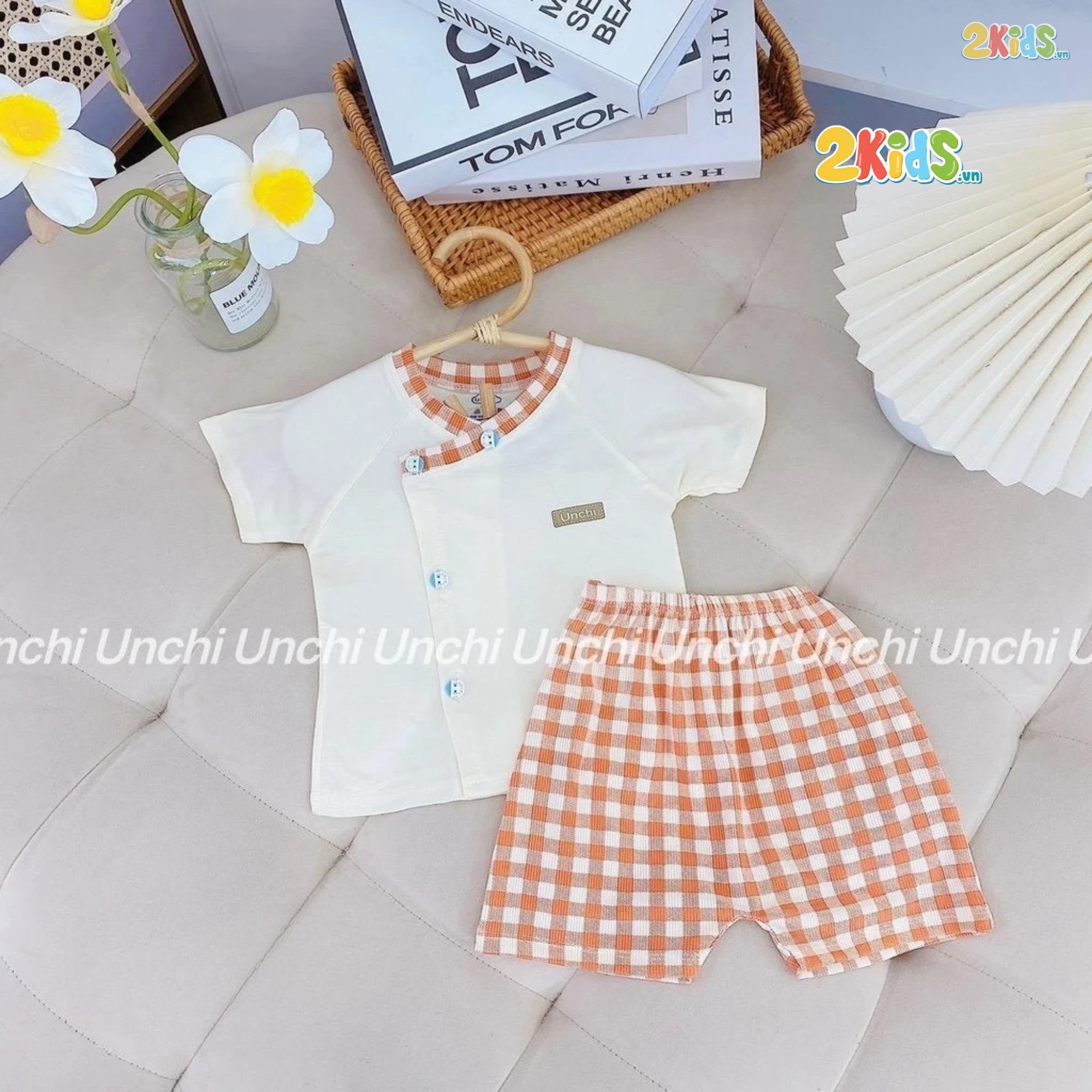 Combo 3 Bộ Quần Áo Sơ Sinh Unchi Cộc Tay Cúc Lệch Kẻ Caro