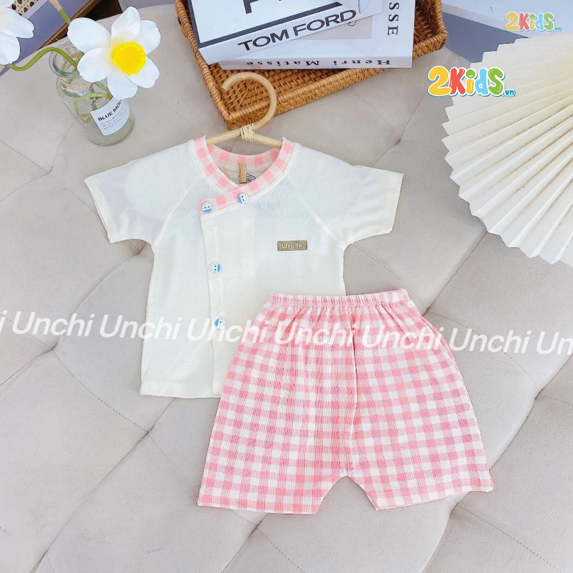 Combo 3 Bộ Quần Áo Sơ Sinh Unchi Cộc Tay Cúc Lệch Kẻ Caro