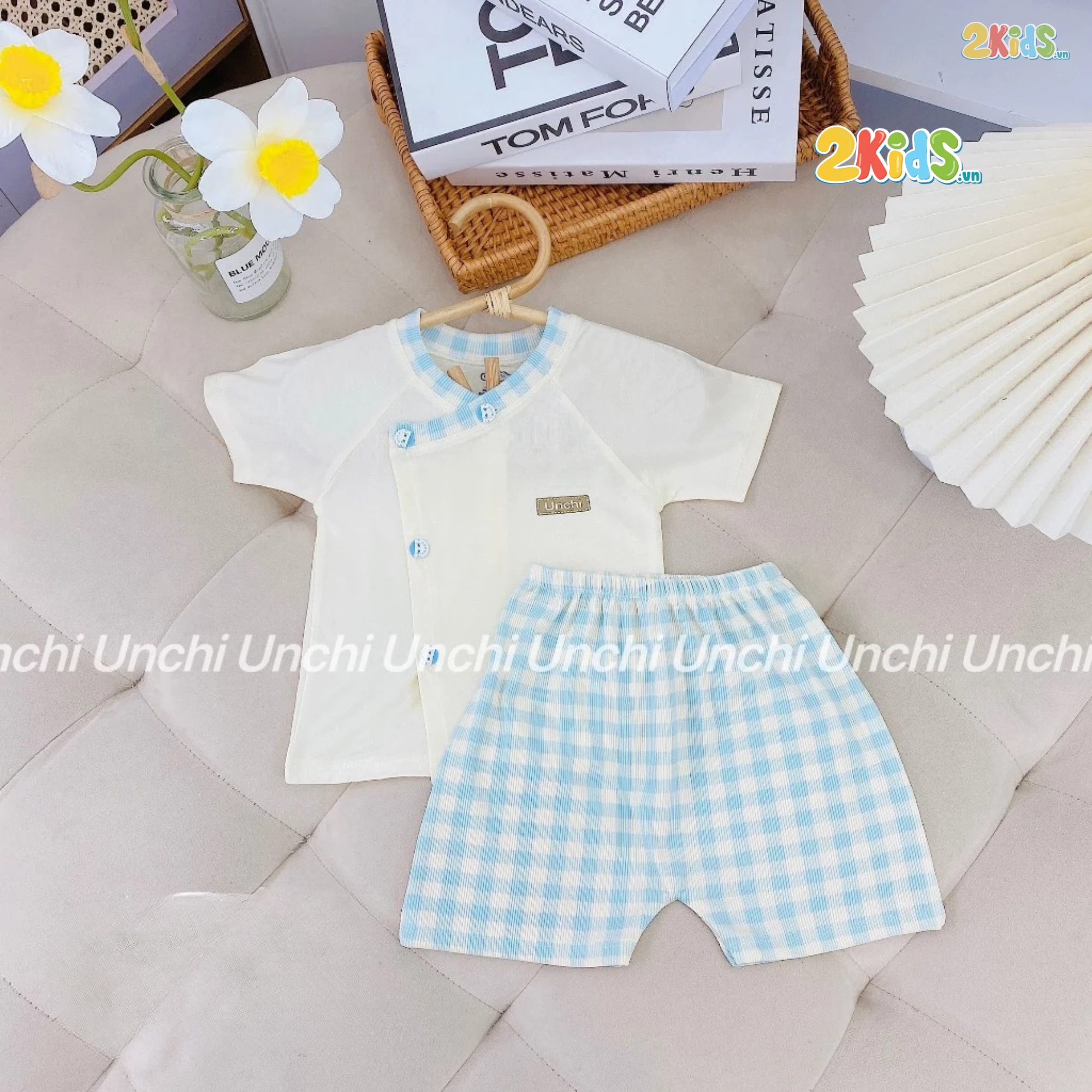 Combo 3 Bộ Quần Áo Sơ Sinh Unchi Cộc Tay Cúc Lệch Kẻ Caro