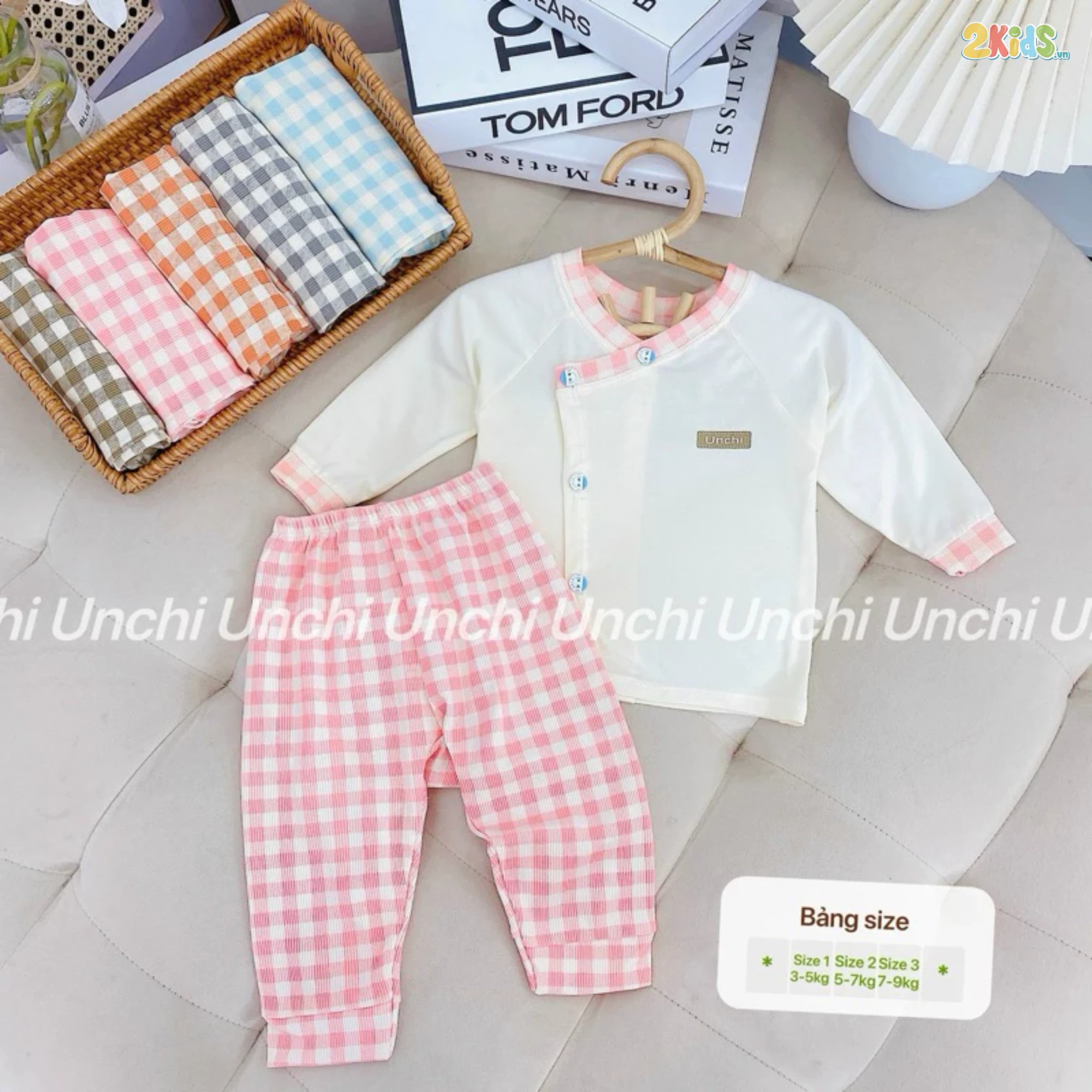Combo 3 Bộ Quần Áo Sơ Sinh Unchi Dài Tay Cúc Lệch Kẻ Caro