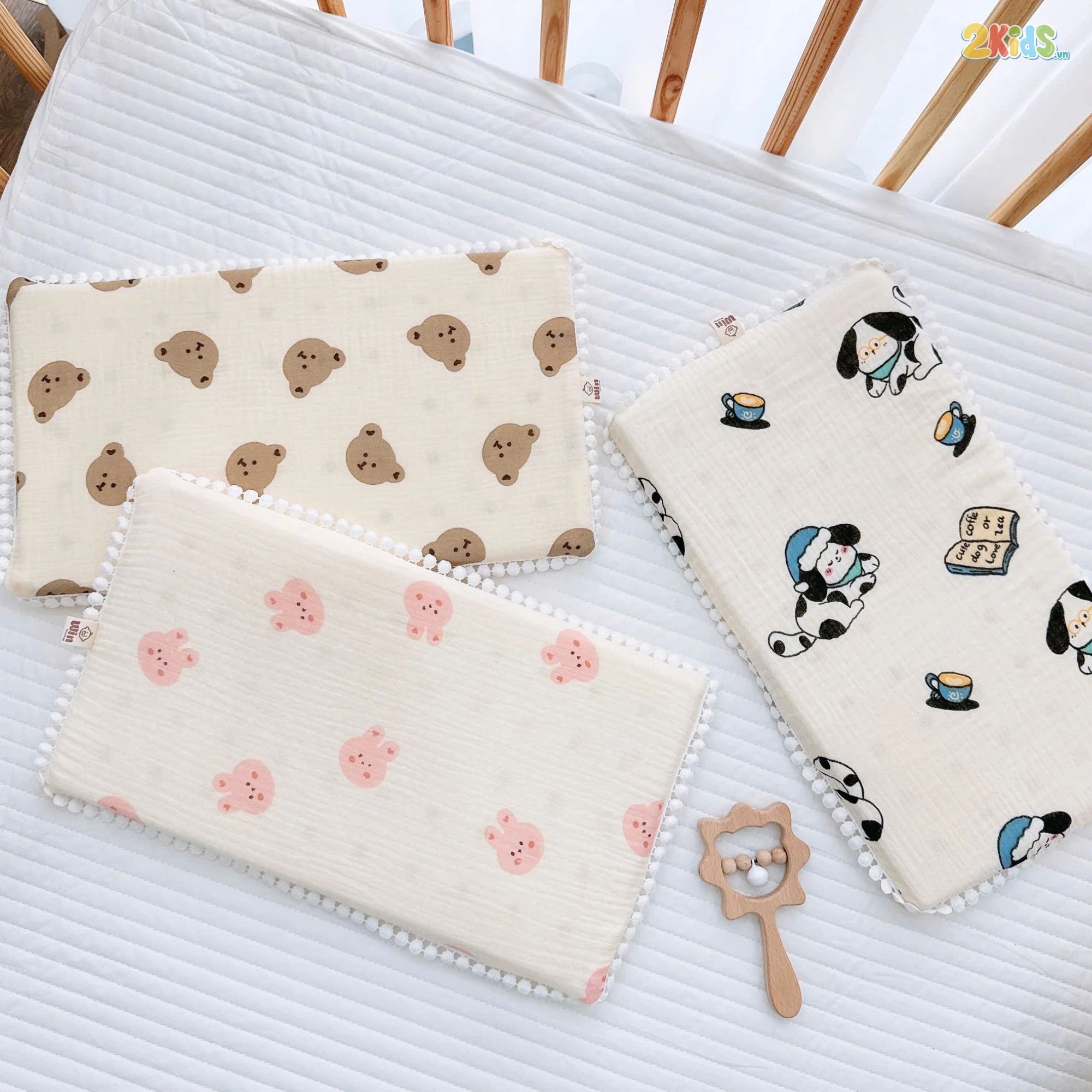 Gối cao su non Win viền ren