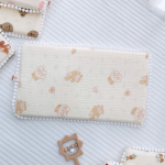 Gối cao su non Win viền ren