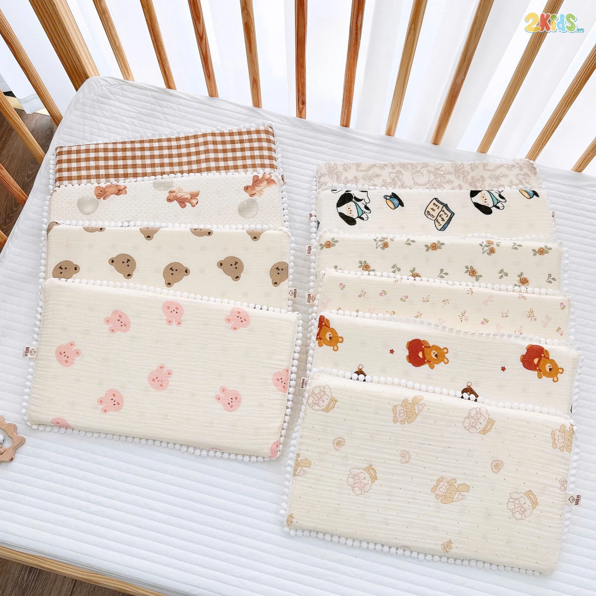 Gối cao su non Win viền ren