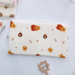 Gối cao su non Win viền ren