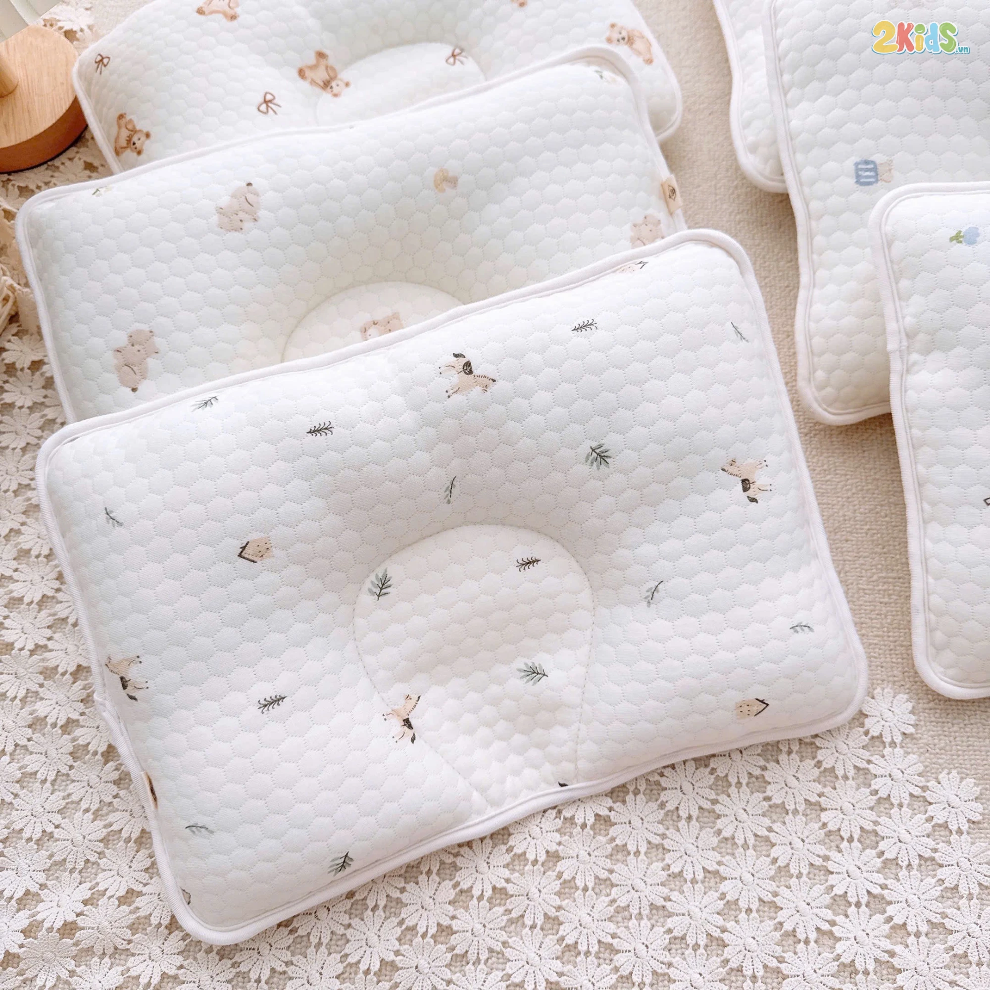 Gối lõm sơ sinh Win chống méo đầu