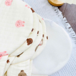 Gối sơ sinh thông hơi tai thỏ