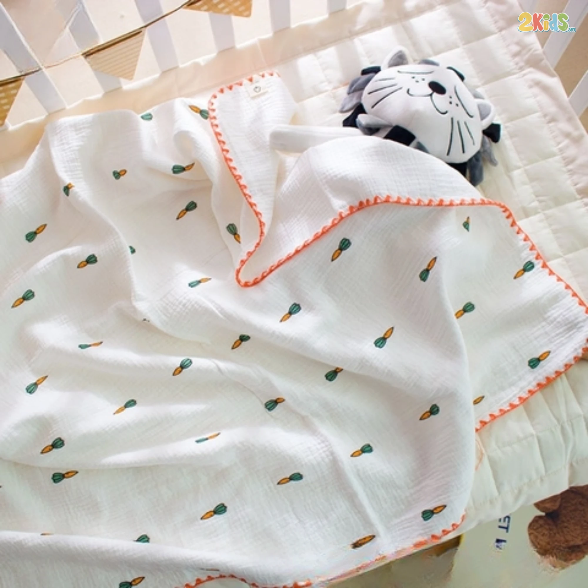 Khăn đa năng xô Muslin 4 lớp thêu viền