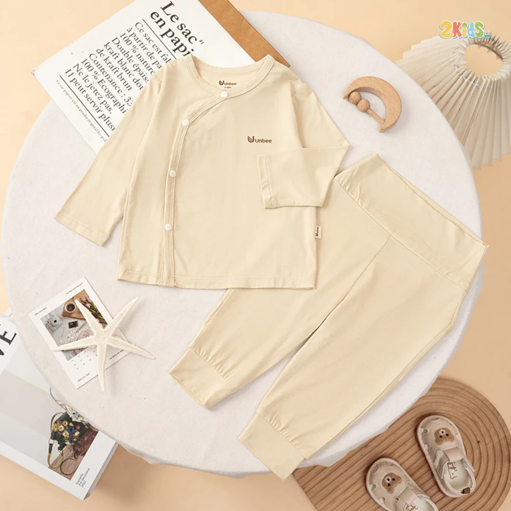 Bộ sơ sinh cài chéo Unbee Basic