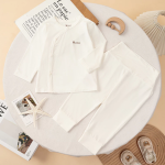 Bộ sơ sinh cài chéo Unbee Basic