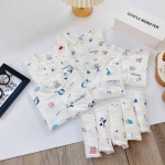 Bộ sơ sinh dài tay Unchi trắng in hoạ tiết